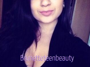 Brunetteteenbeauty