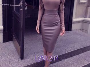 LyNN244