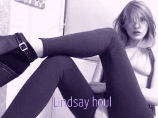 Lindsay_houl