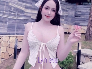 Lyn_eva