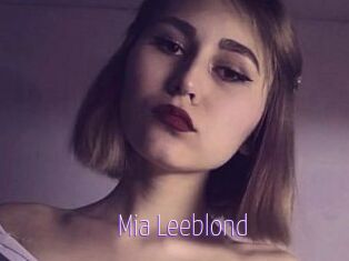 Mia_Leeblond