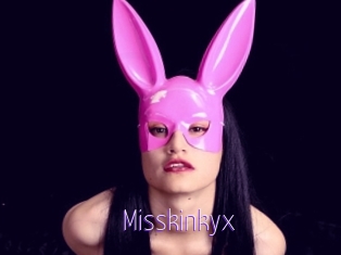 Misskinkyx