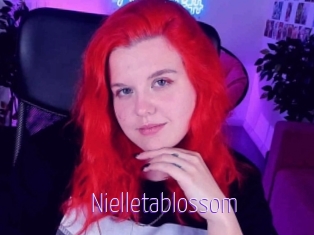 Nielletablossom