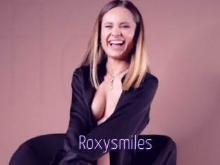 Roxysmiles