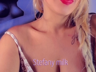 Stefany_milk